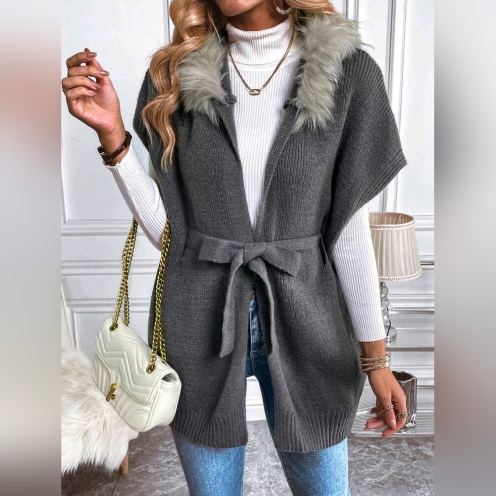Chic Gray Knit Belted cardigan Vest with Faux Fur Collar size medium